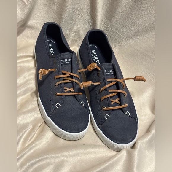 Sperry Pier View Sneaker - Picture 1 of 5